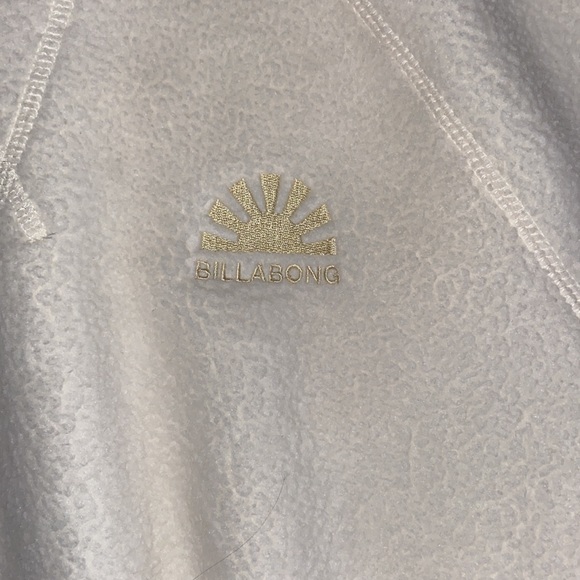 NWT Billabong Fleece Sweatshirt - Picture 2 of 3